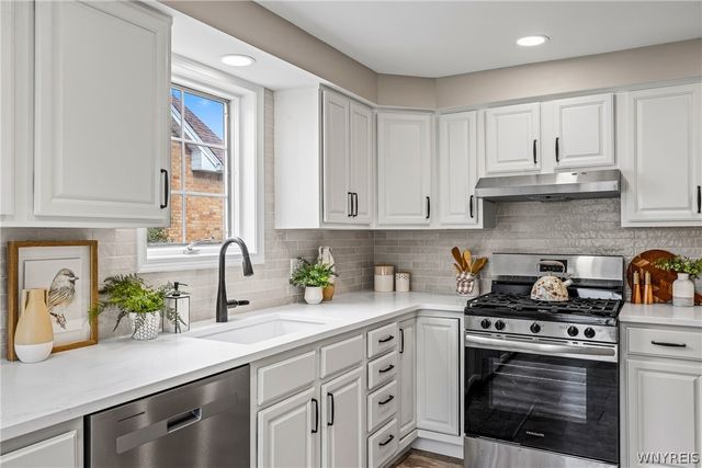 601 Roycroft Boulevard, Cheektowaga, NY 14225