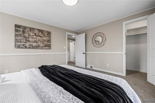 601 Roycroft Boulevard, Cheektowaga, NY 14225