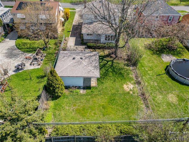 601 Roycroft Boulevard, Cheektowaga, NY 14225