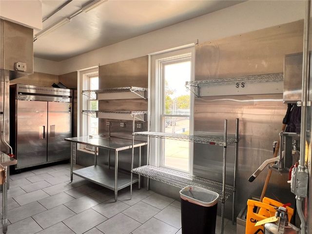 100 1st Street SE, Mt Vernon, IA 52314