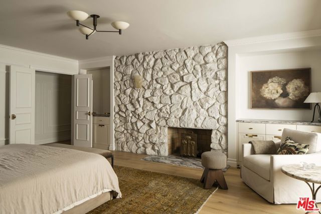 4963 Queen Victoria Road, Woodland Hills (los Angeles), CA 91364