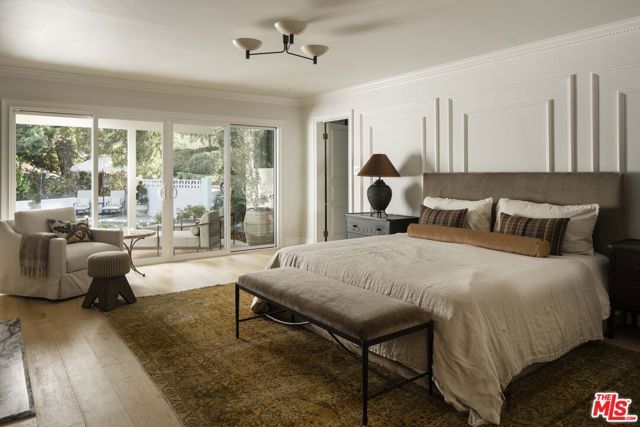 4963 Queen Victoria Road, Woodland Hills (los Angeles), CA 91364