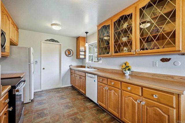 4918 LOMA LAGUNA DRIVE, Carlsbad, CA 92008