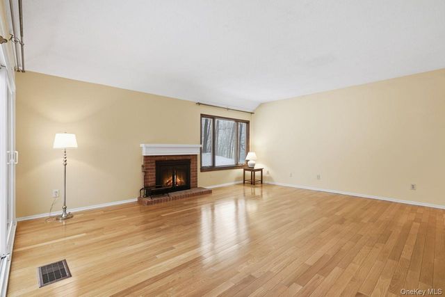 55 Heritage Hills A, Somers, NY 10589