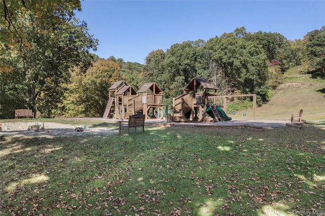 55 Heritage Hills A, Somers, NY 10589