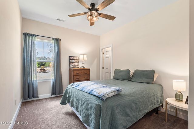 146 Devonshire Avenue W, Seven Lakes, NC 27376
