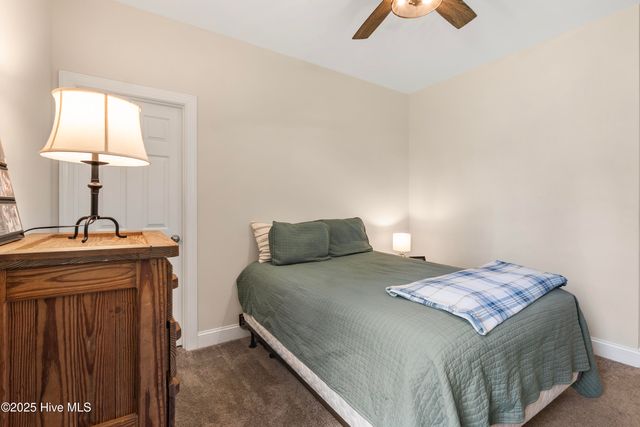 146 Devonshire Avenue W, Seven Lakes, NC 27376