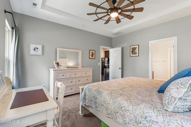 146 Devonshire Avenue W, Seven Lakes, NC 27376