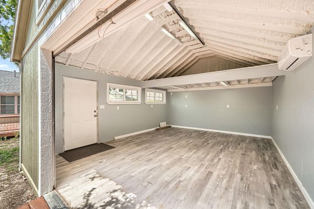 601 Yucca DR, Round Rock, TX 78681