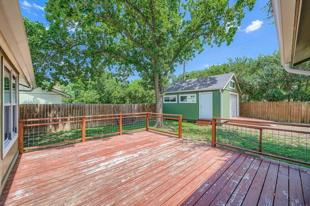 601 Yucca DR, Round Rock, TX 78681