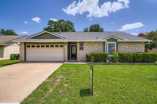 601 Yucca DR, Round Rock, TX 78681