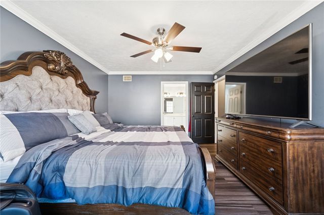 522 Leland Dr, Baldwin Boro, PA 15236