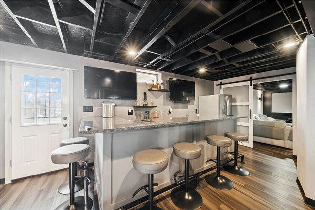 522 Leland Dr, Baldwin Boro, PA 15236