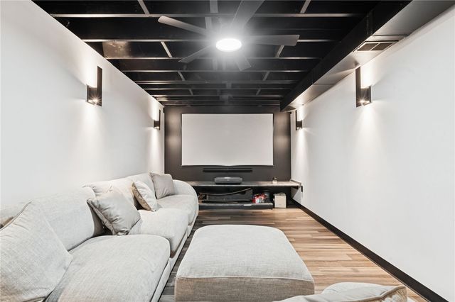 522 Leland Dr, Baldwin Boro, PA 15236