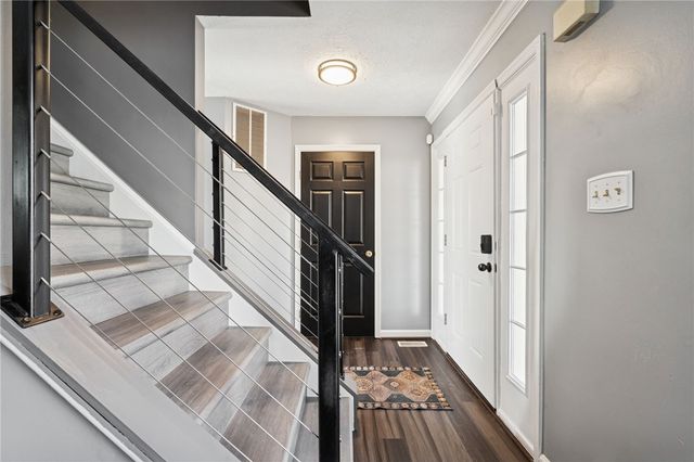 522 Leland Dr, Baldwin Boro, PA 15236