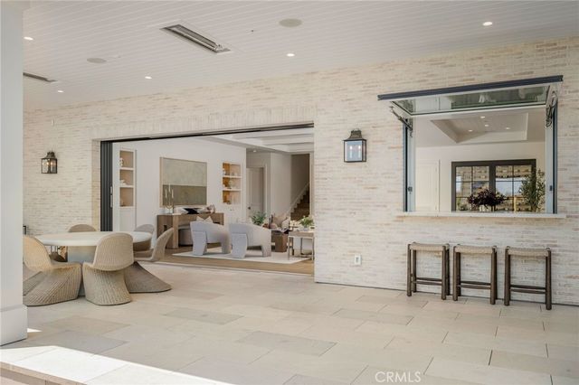 702 Saint James Pl, Newport Beach, CA 92663