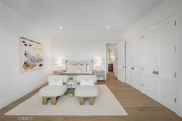 702 Saint James Pl, Newport Beach, CA 92663