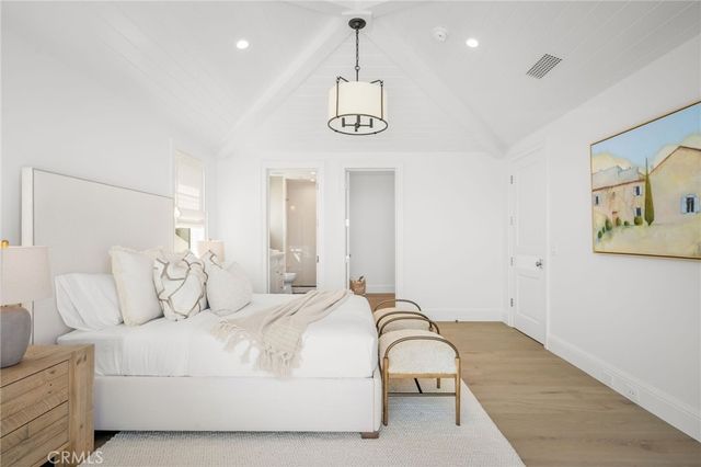 702 Saint James Pl, Newport Beach, CA 92663