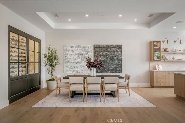 702 Saint James Pl, Newport Beach, CA 92663