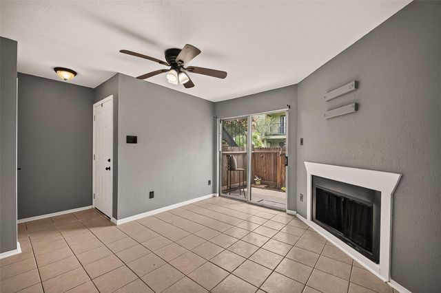 18800 Egret Bay Blvd Boulevard 503, Webster, TX 77058