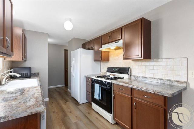 739 Briar Place, Billings, MT 59102