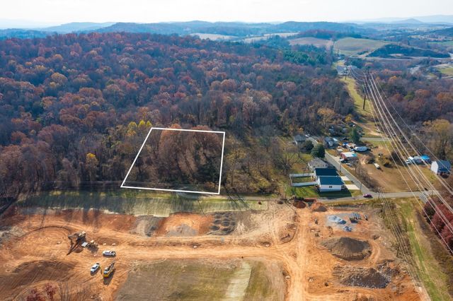 912 MOORE ST, Staunton, VA 24401