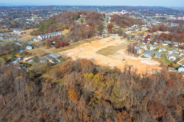 912 MOORE ST, Staunton, VA 24401