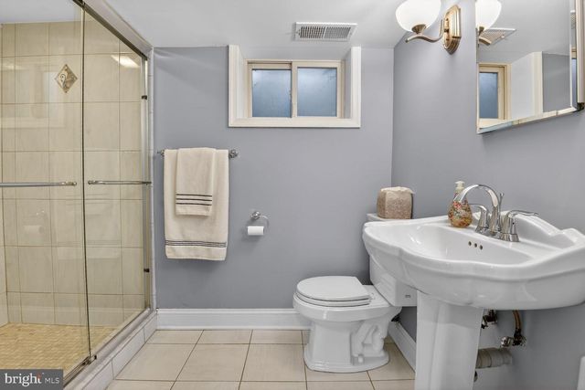 5505 MCKINLEY ST, Bethesda, MD 20817