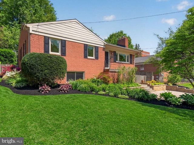 5505 MCKINLEY ST, Bethesda, MD 20817