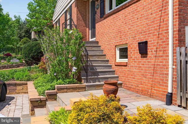 5505 MCKINLEY ST, Bethesda, MD 20817
