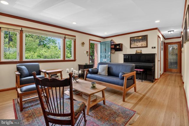 5505 MCKINLEY ST, Bethesda, MD 20817