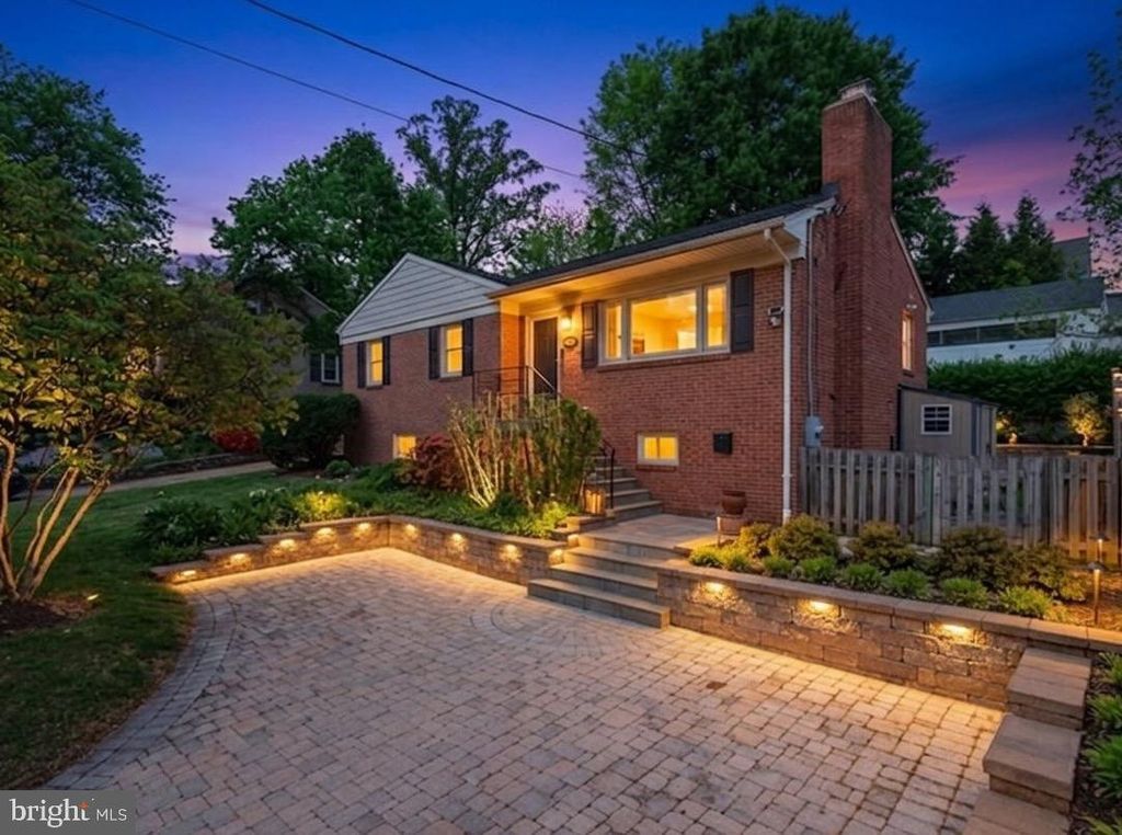 5505 MCKINLEY ST, Bethesda, MD 20817