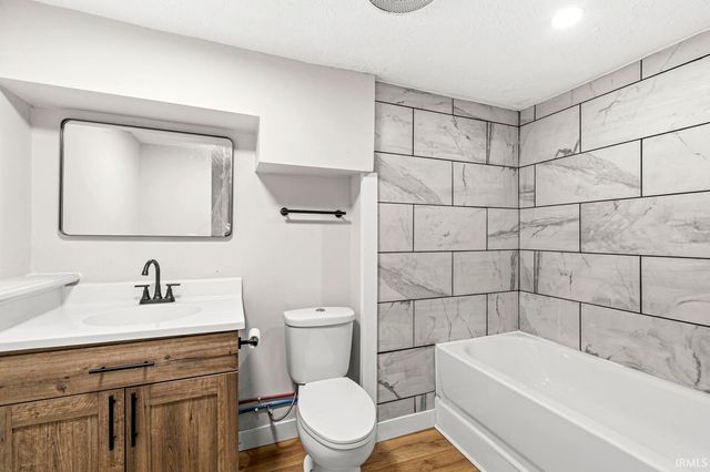 3155 Nutmeg Road, Plymouth, IN 46563