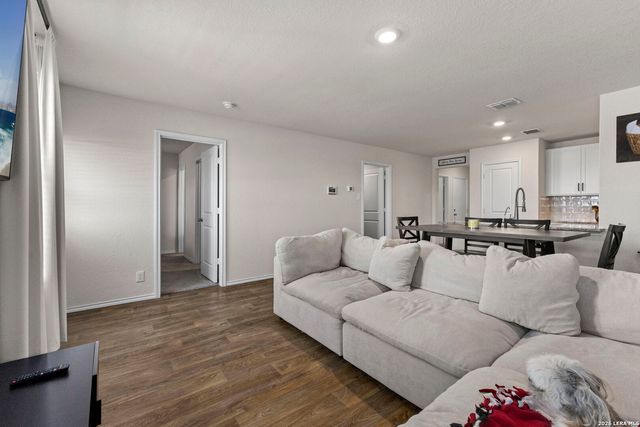 15602 Crimson Topaz, San Antonio, TX 78253