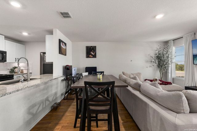 15602 Crimson Topaz, San Antonio, TX 78253