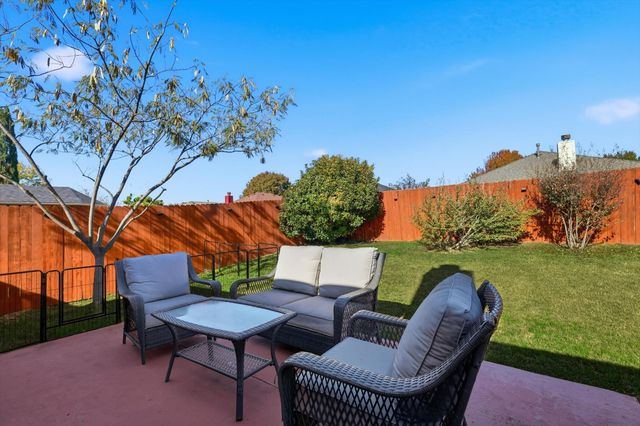 1921 Caddo Street, Little Elm, TX 75068