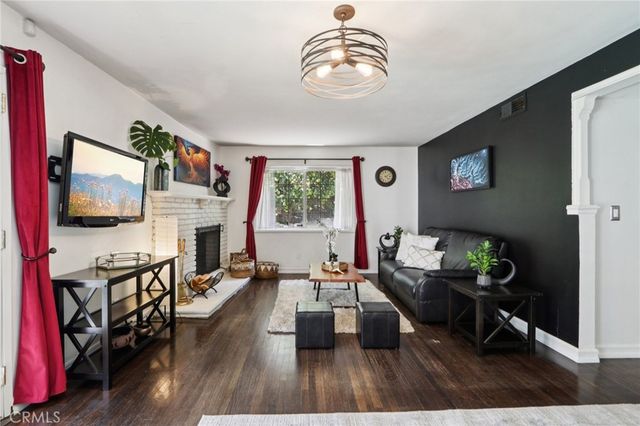 17160 Signature Drive, Granada Hills, CA 91344