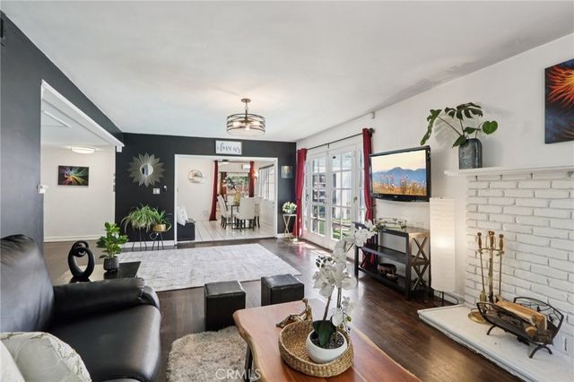 17160 Signature Drive, Granada Hills, CA 91344