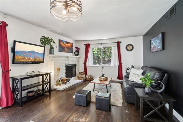 17160 Signature Drive, Granada Hills, CA 91344