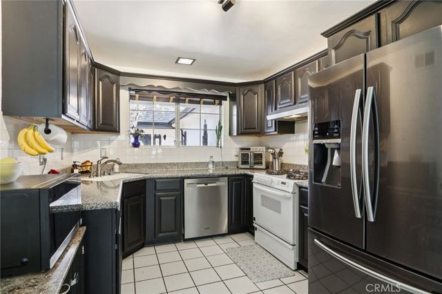 17160 Signature Drive, Granada Hills, CA 91344