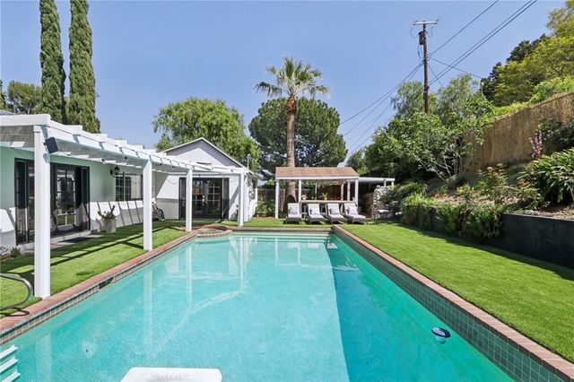 17160 Signature Drive, Granada Hills, CA 91344