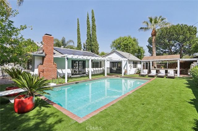 17160 Signature Drive, Granada Hills, CA 91344