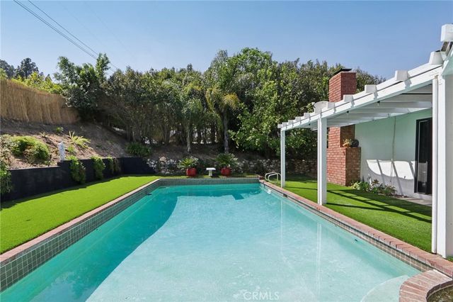 17160 Signature Drive, Granada Hills, CA 91344