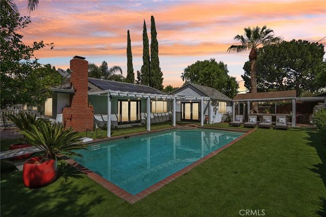 17160 Signature Drive, Granada Hills, CA 91344