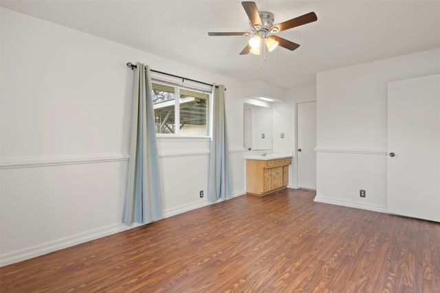 136 Louise Ritter Boulevard, Red Oak, TX 75154