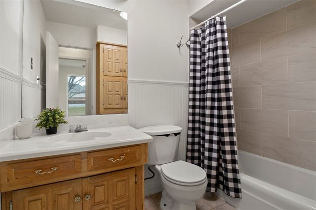 136 Louise Ritter Boulevard, Red Oak, TX 75154