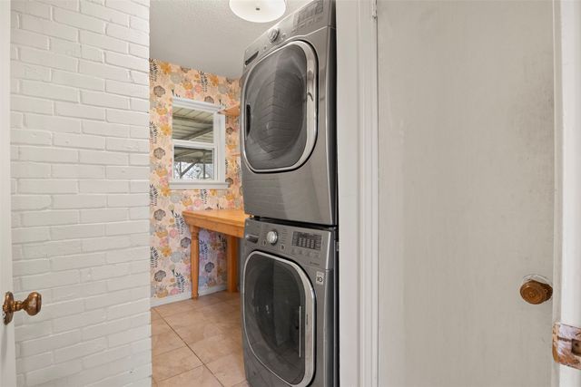 136 Louise Ritter Boulevard, Red Oak, TX 75154