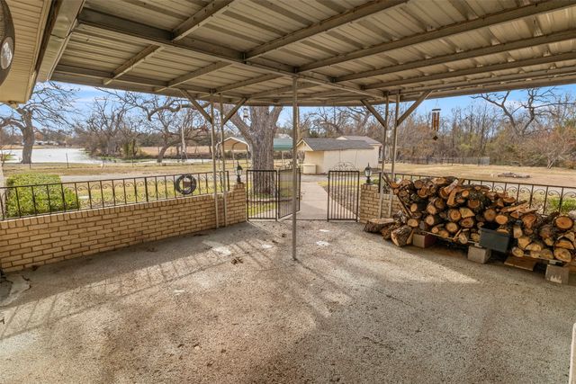 136 Louise Ritter Boulevard, Red Oak, TX 75154