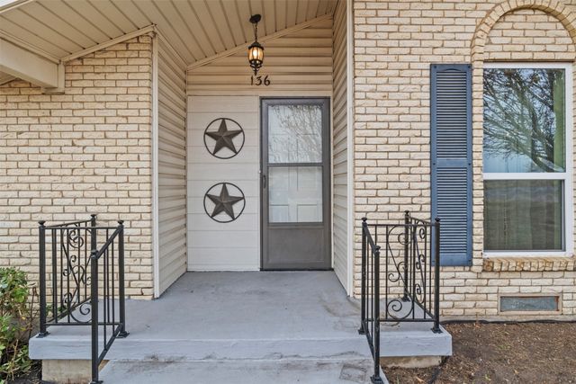 136 Louise Ritter Boulevard, Red Oak, TX 75154