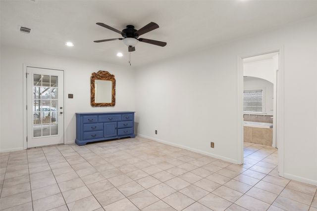 136 Louise Ritter Boulevard, Red Oak, TX 75154